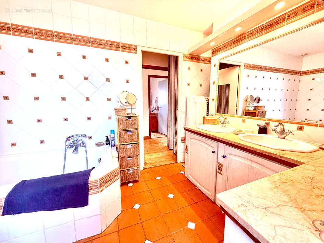 Maison à LA FERTE-SAINT-AUBIN