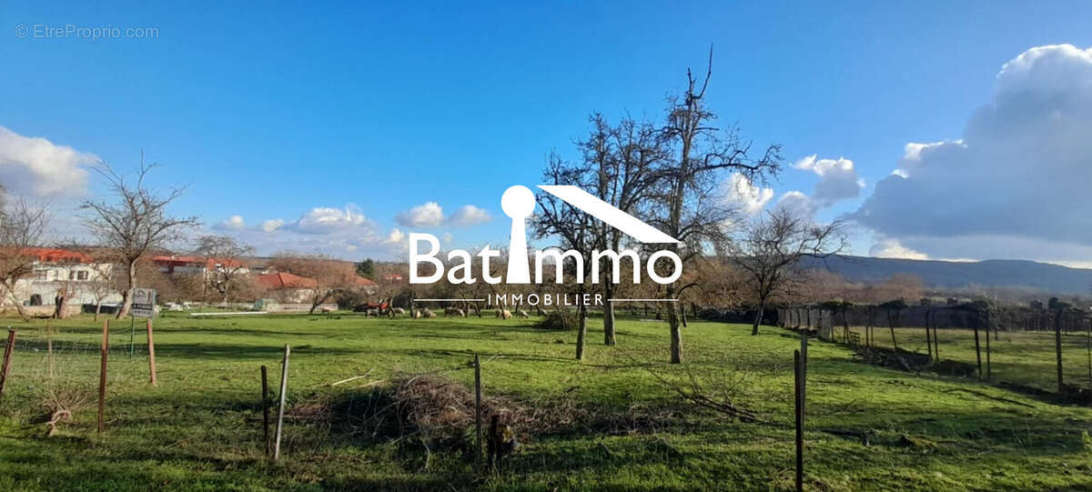 Terrain à ARS-SUR-MOSELLE