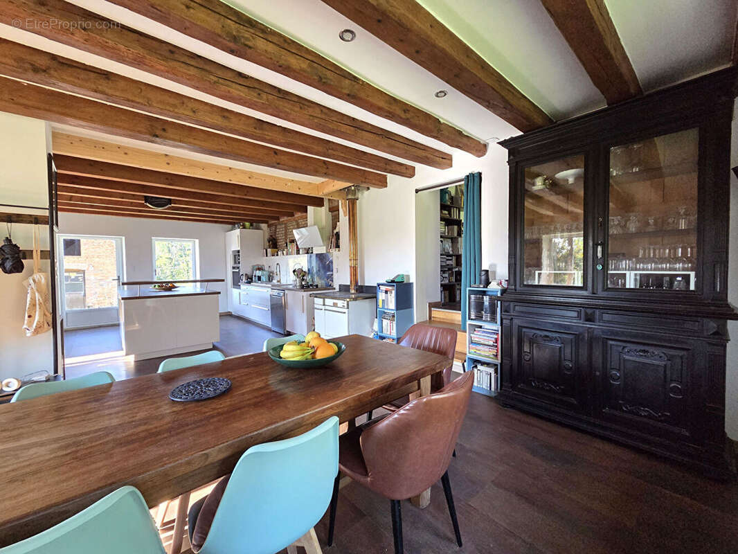 Maison à COMMENAILLES