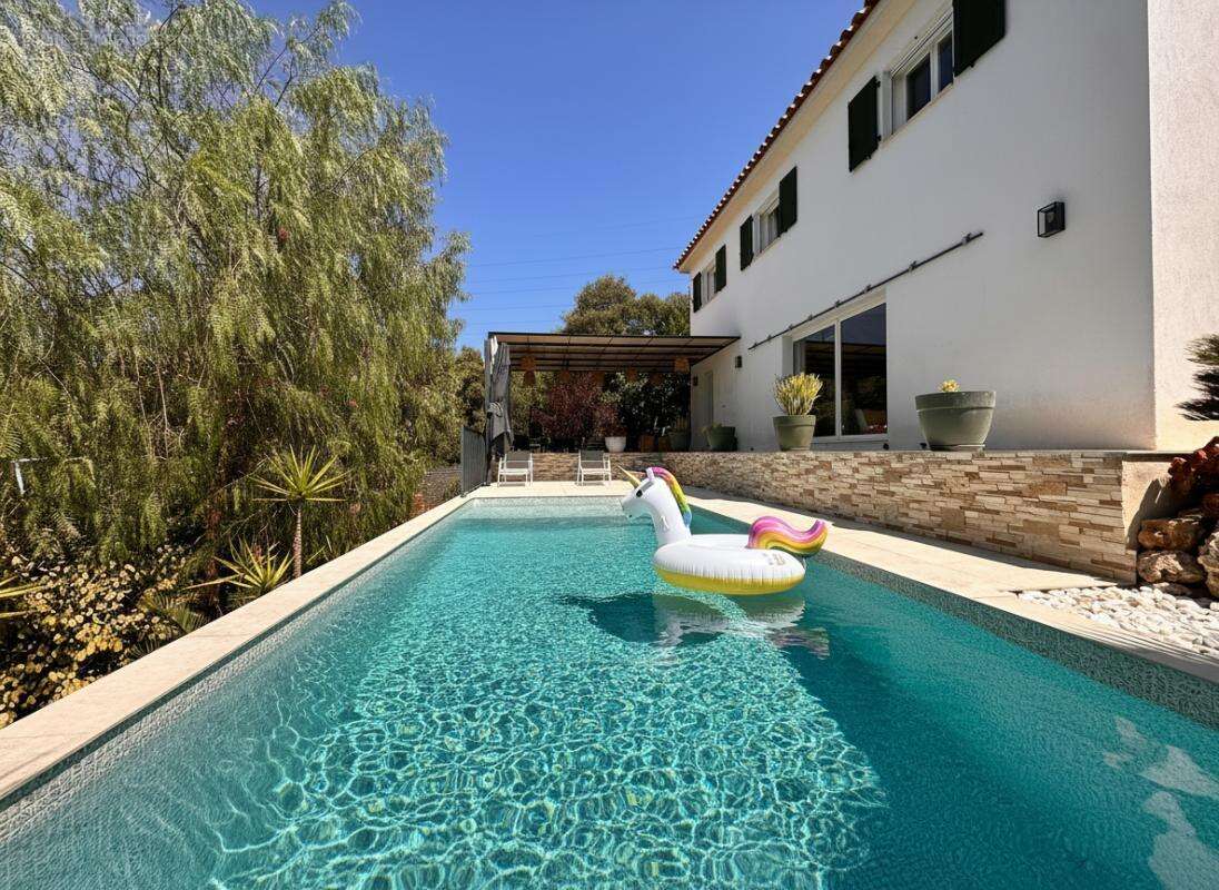 Villa contemporaine 128 m² (2017) - Piscine - Prestations de qualité - Aucun travaux - photo 5