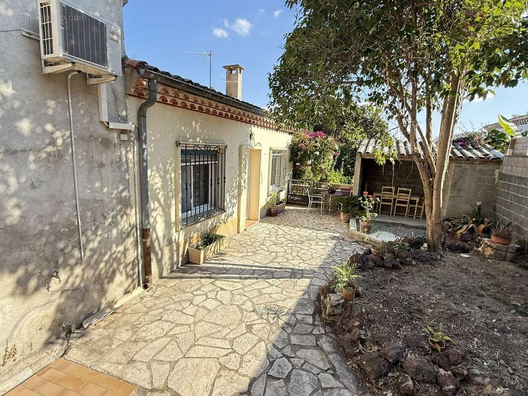 Maison à PUISSALICON