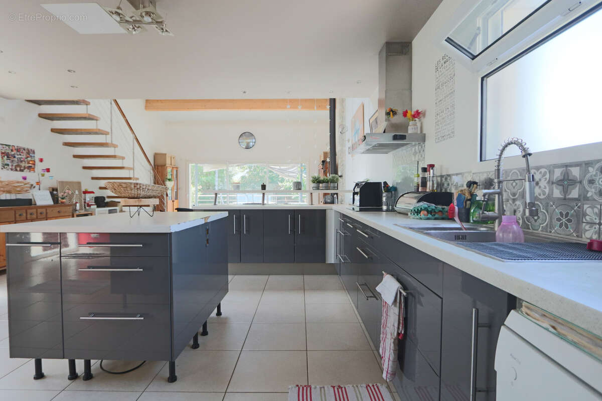 Maison à NEUILLY-PLAISANCE