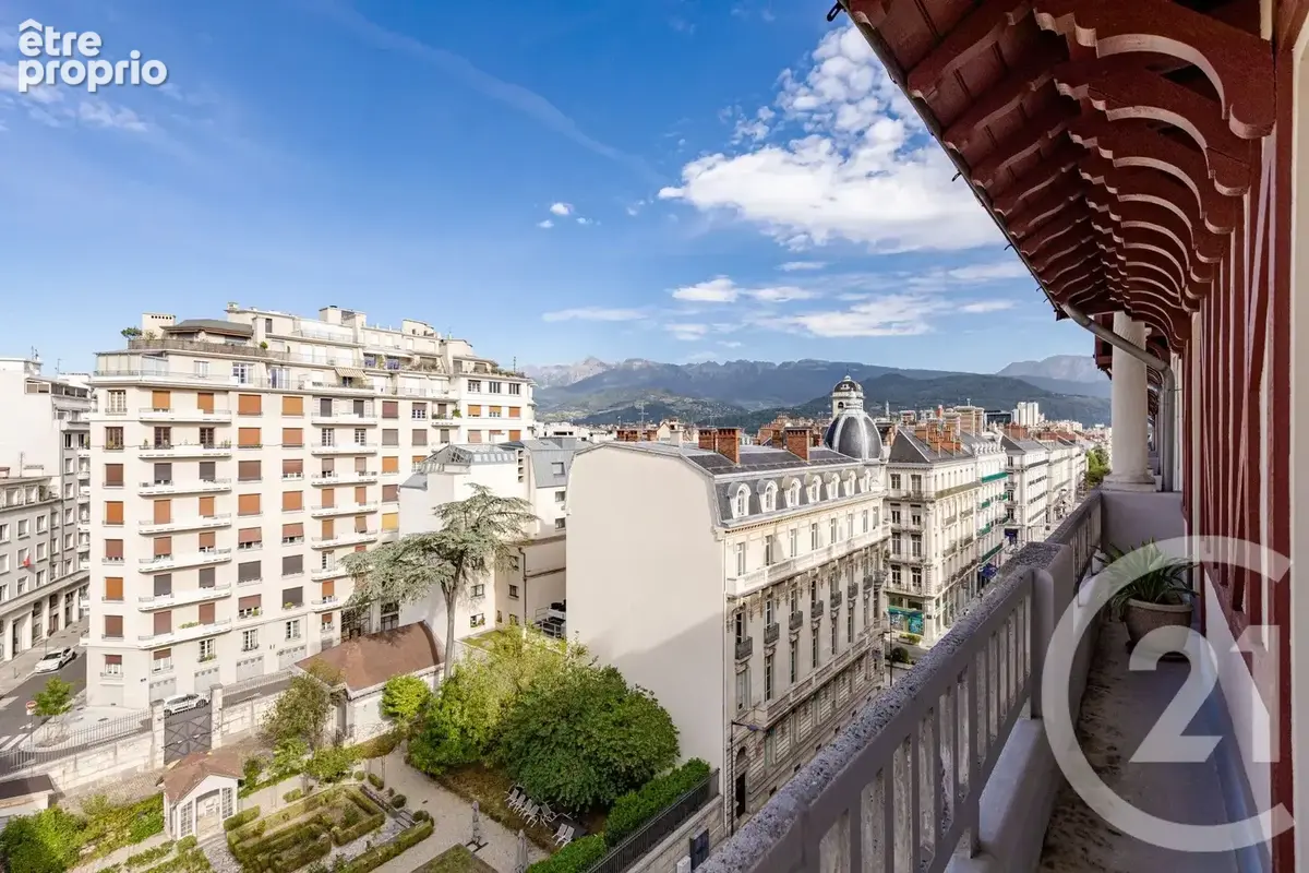 Appartement 4 pièces 136 m² à vendre à Grenoble (38000) - photo 2