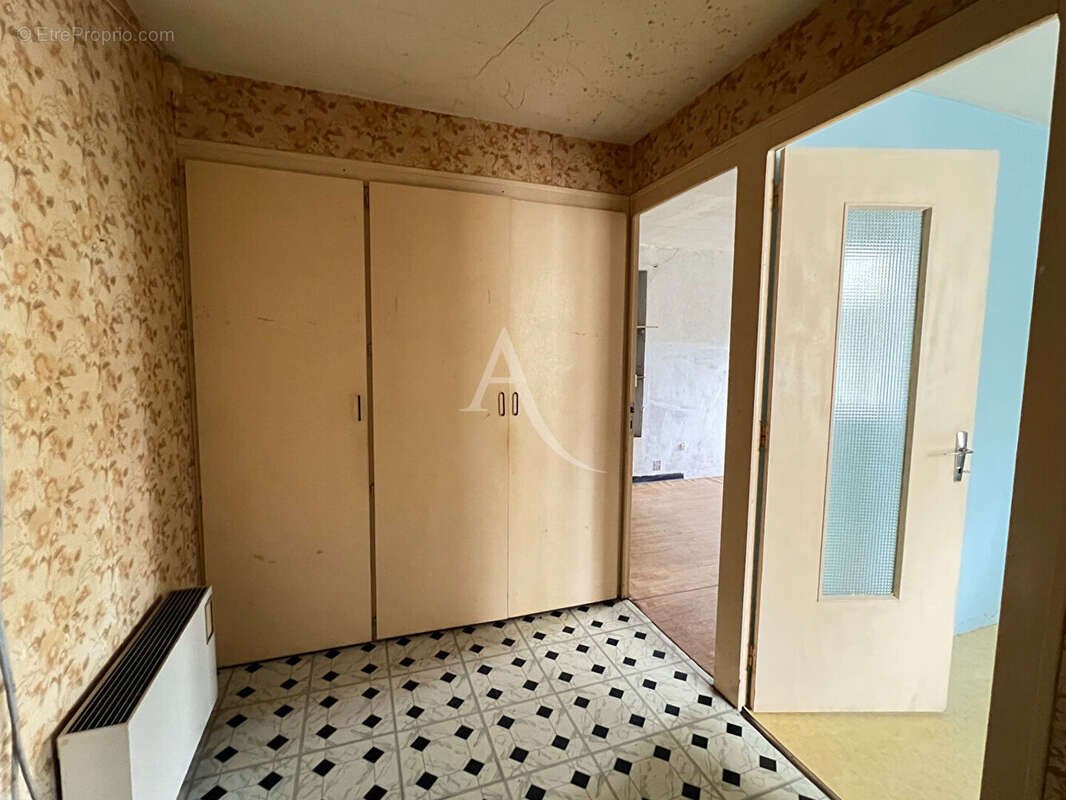 Maison à MOUZEUIL-SAINT-MARTIN