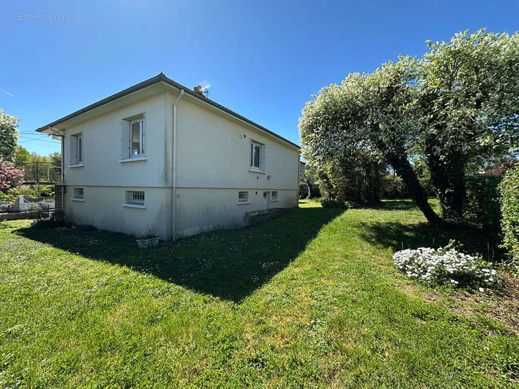 Maison à VILLEDIEU-SUR-INDRE