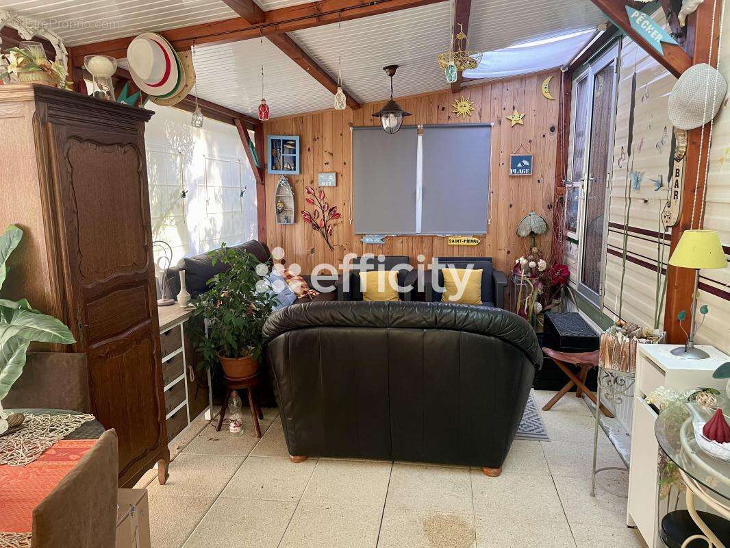 Terrain à SAINT-PIERRE-D&#039;OLERON