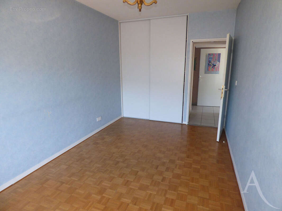 Appartement à FONTAINE