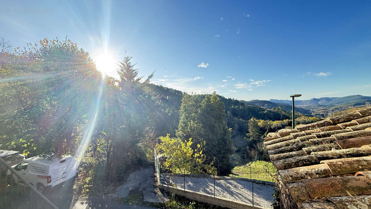 Maison à SAINT-SEBASTIEN-D'AIGREFEUILLE