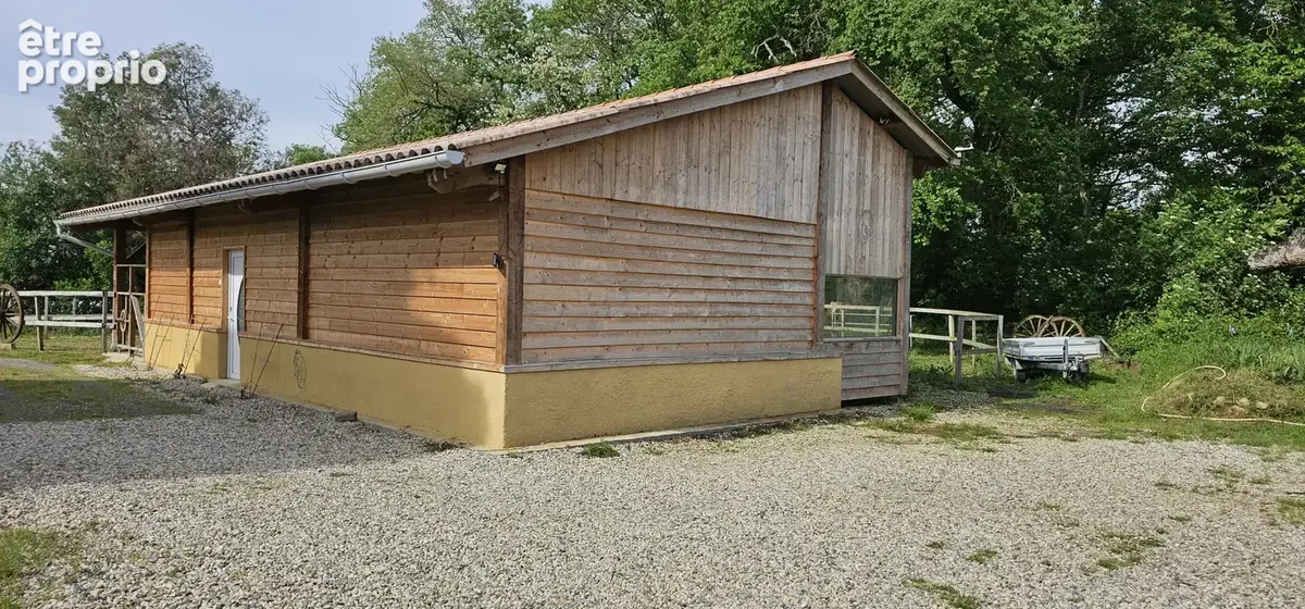 Propriété équestre avec maison et dépendances - photo 13