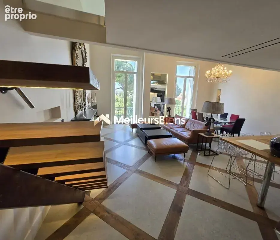 Cannes Alexandre III : Appartement Bourgeois rénové de 150 m2 dans superbe résidence avec parc - photo 2