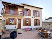 Maison à CONDE-SAINTE-LIBIAIRE