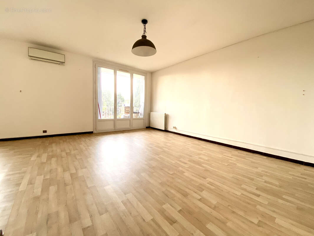 Appartement à TARASCON