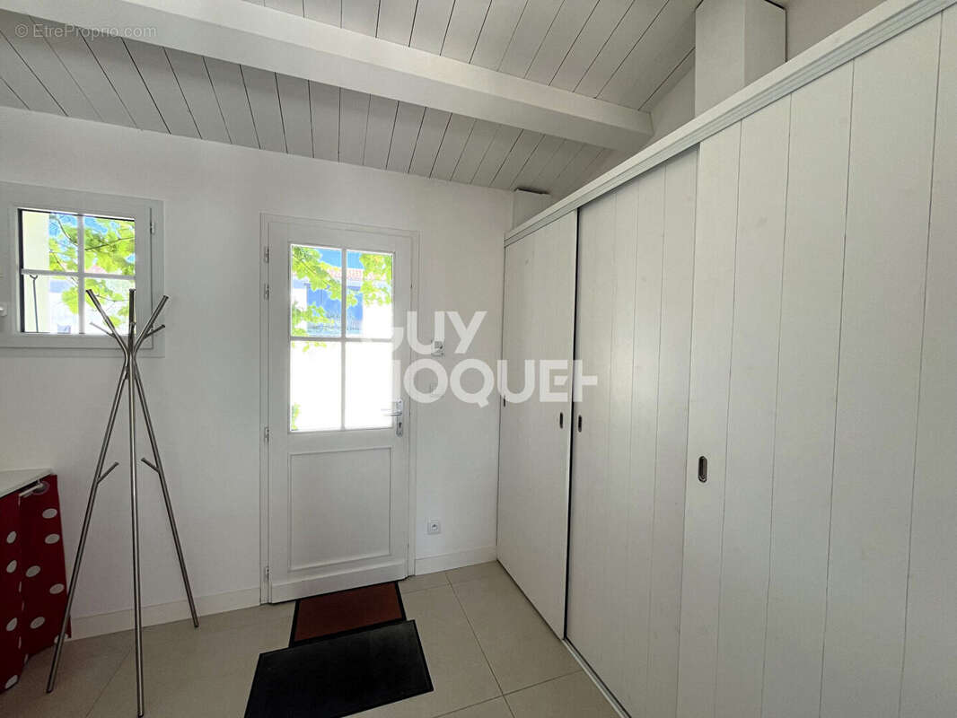 A vendre sur l'Ile de Ré - Maison à La Flotte - photo 2