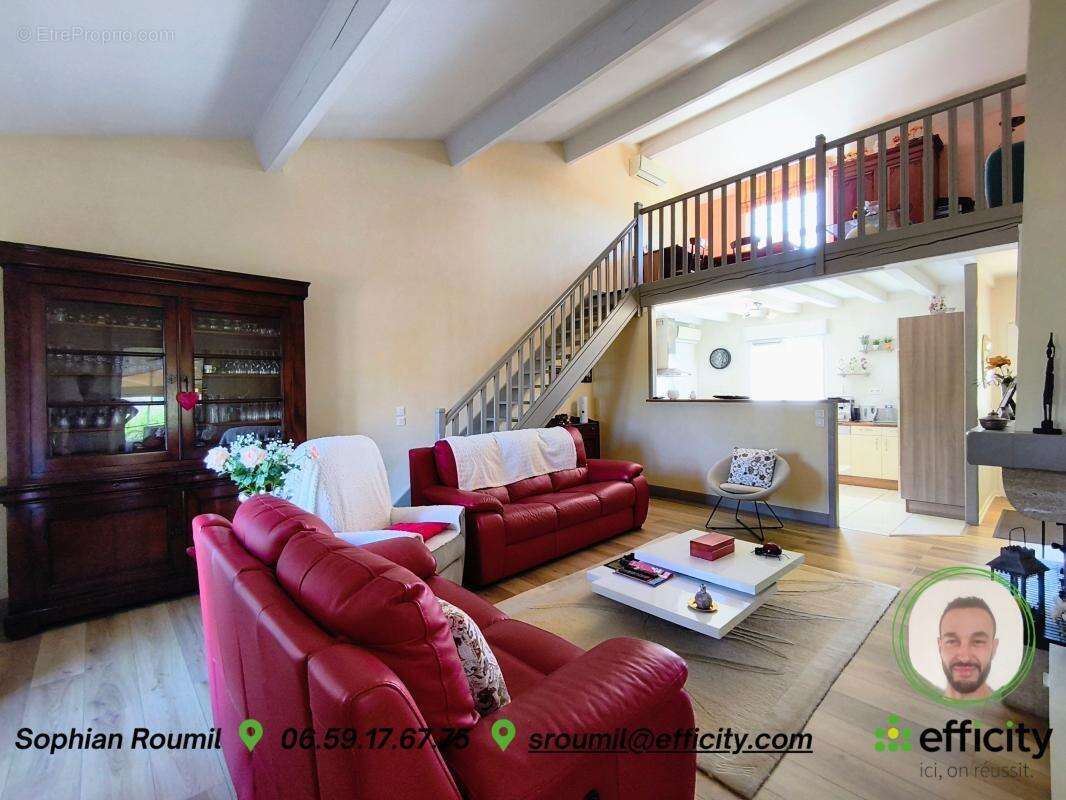 Maison 155 m² à Puymoyen  - photo 4