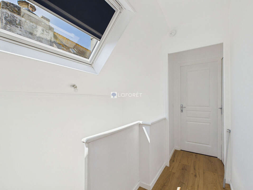 Maison GUILVINEC 3 Pièces 56 m² - photo 6