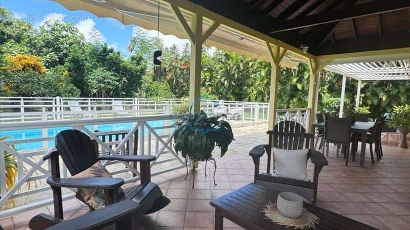 Maison à LE LAMENTIN