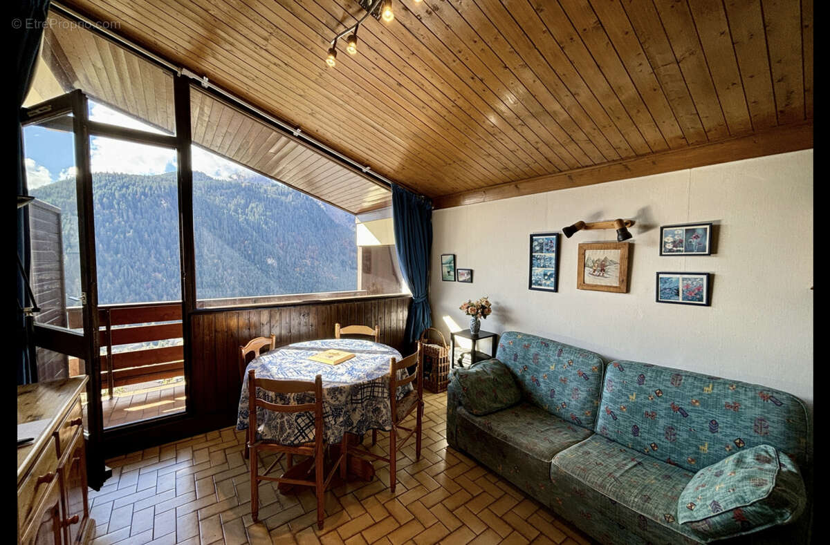 Appartement à CHATEL