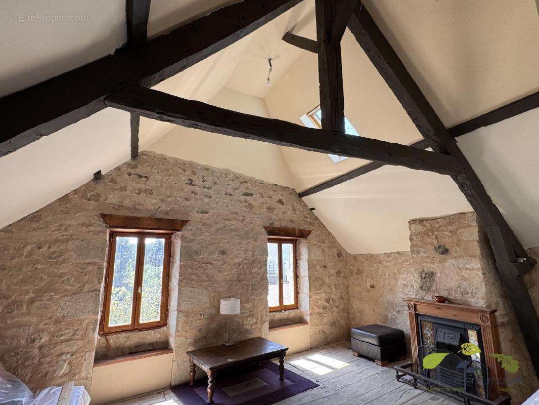 Maison à Treignac  - photo 3