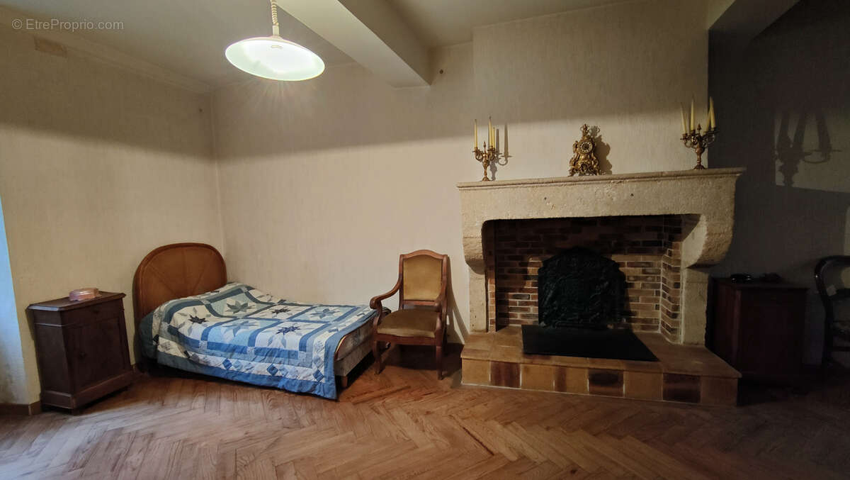 Maison à SAINT-MACAIRE