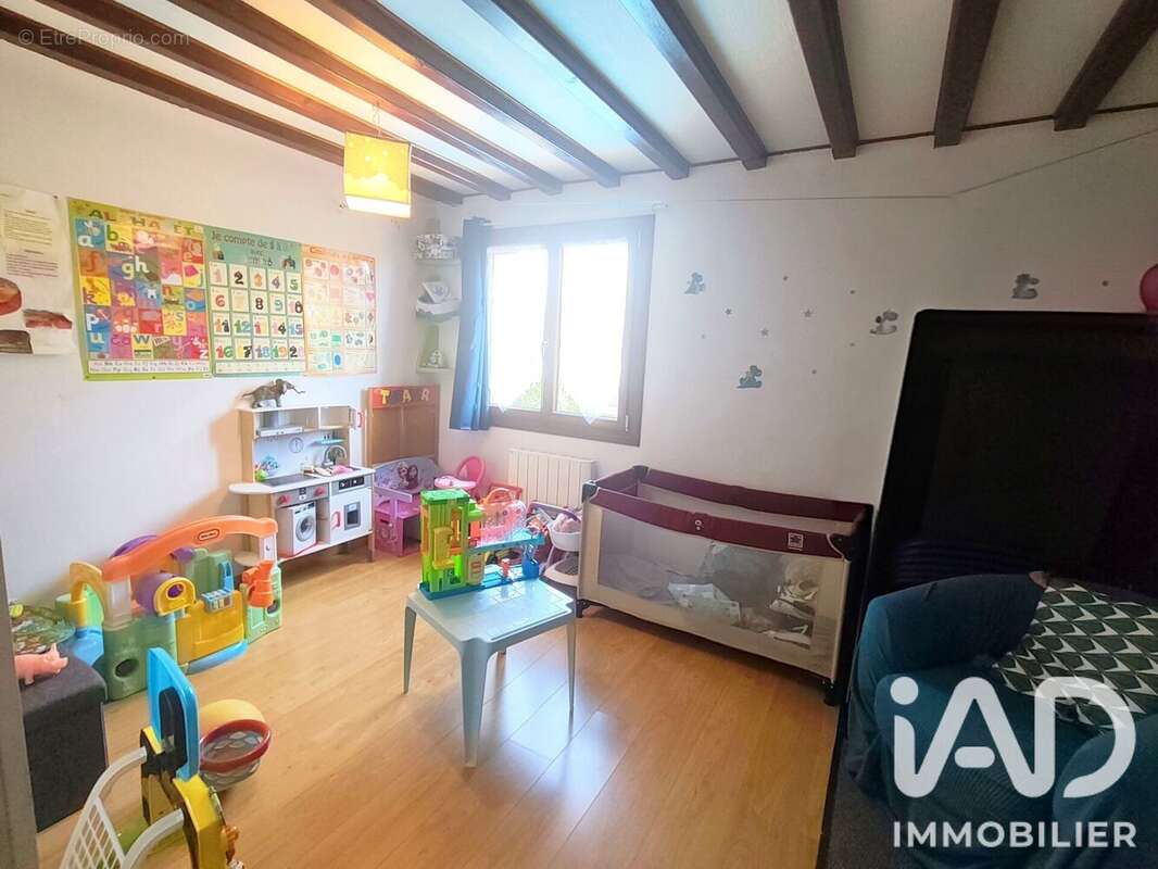 Maison 132 m² à Bucheres  - photo 8
