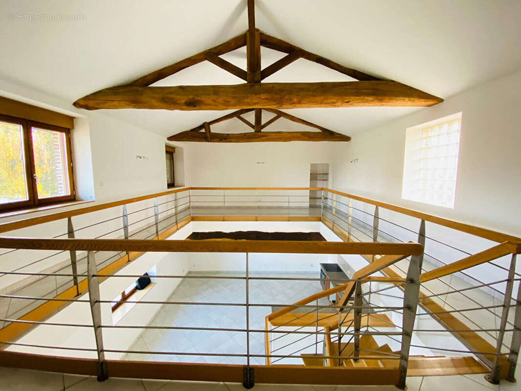 Maison à VILLARS-LES-DOMBES