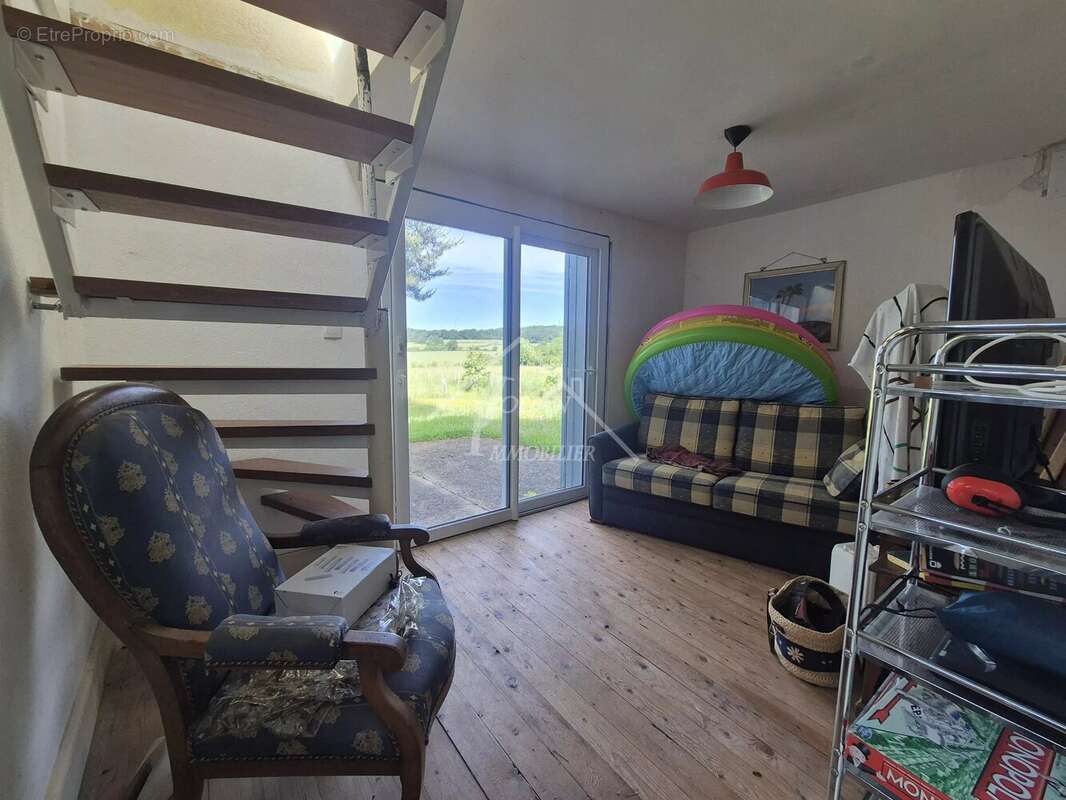 Maison à LALIZOLLE