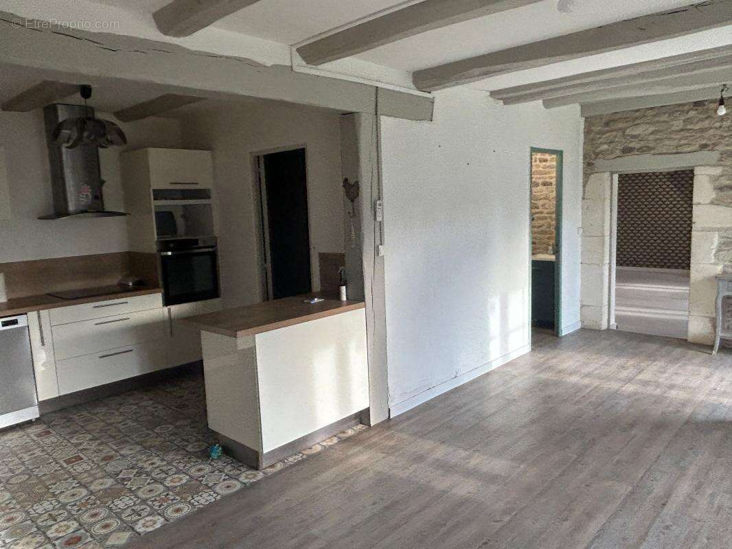 Maison à VERINES