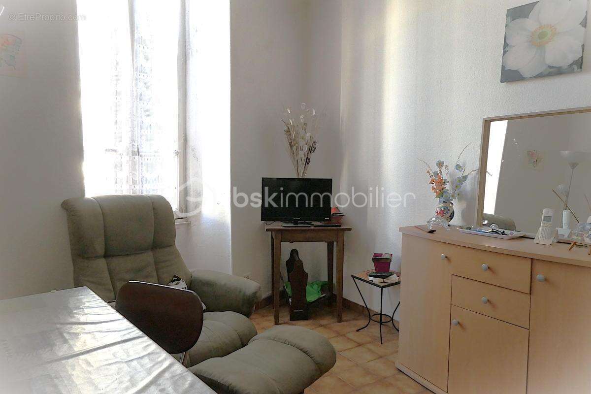 INVESTISSEURS ! Une opportunité rare ! Revenus immédiats ! Fort potentiel de rentabilité  ! A saisir ! - photo 5