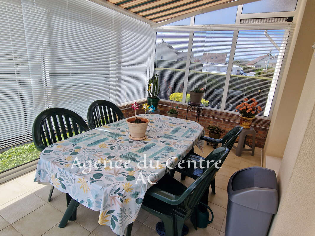 Maison à SAINT-LEONARD