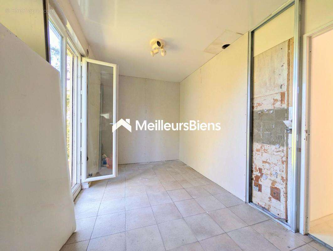 Maison 145 m² à Jouy-Mauvoisin 4 chambres sur terrain divisible de 1090 m² - photo 7