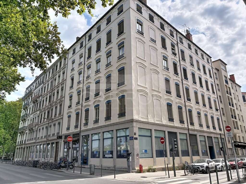 Lyon 7 quai claude bernard / universites t2 66m² excel etat 295000€ - photo 2