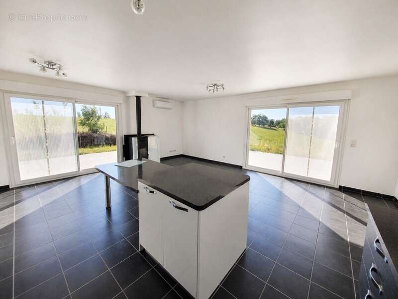 Maison de 4 pièces principales - photo 3