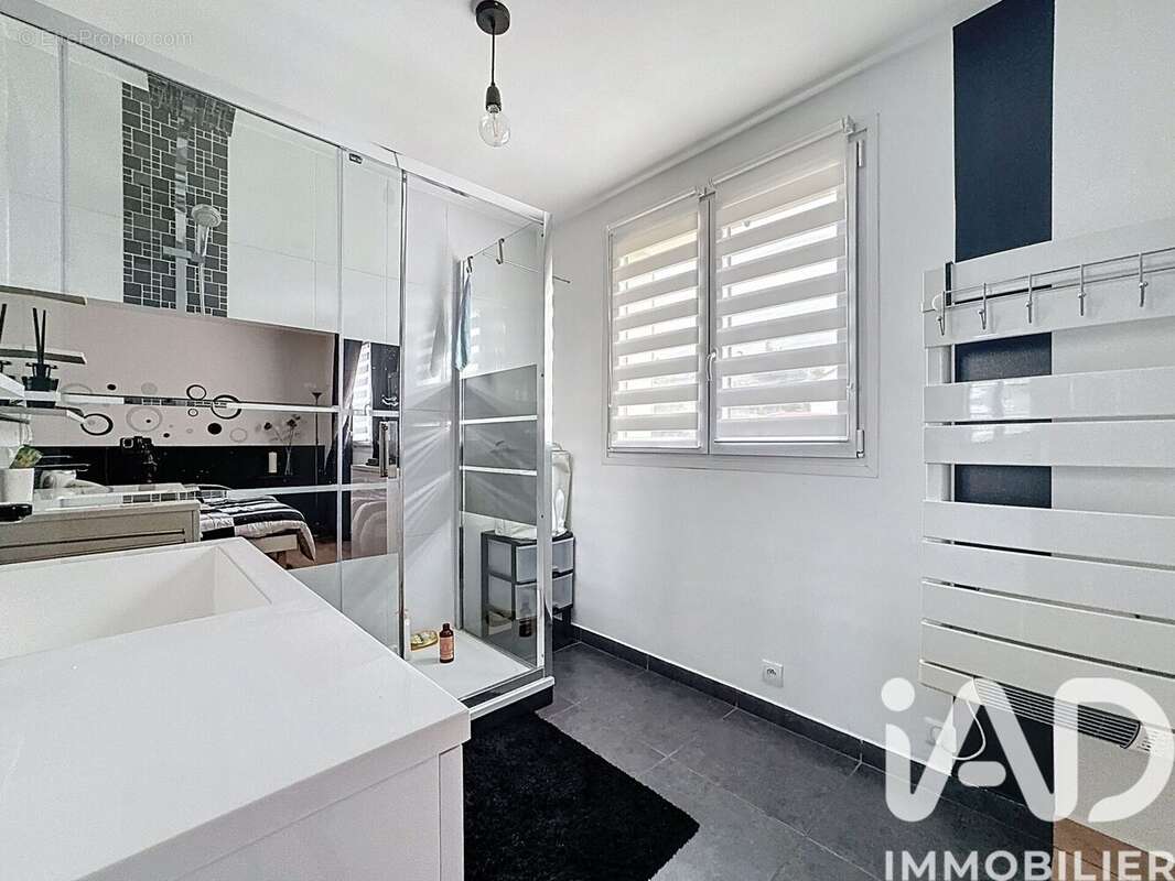 Photo 9 - Maison à MORAINVILLIERS