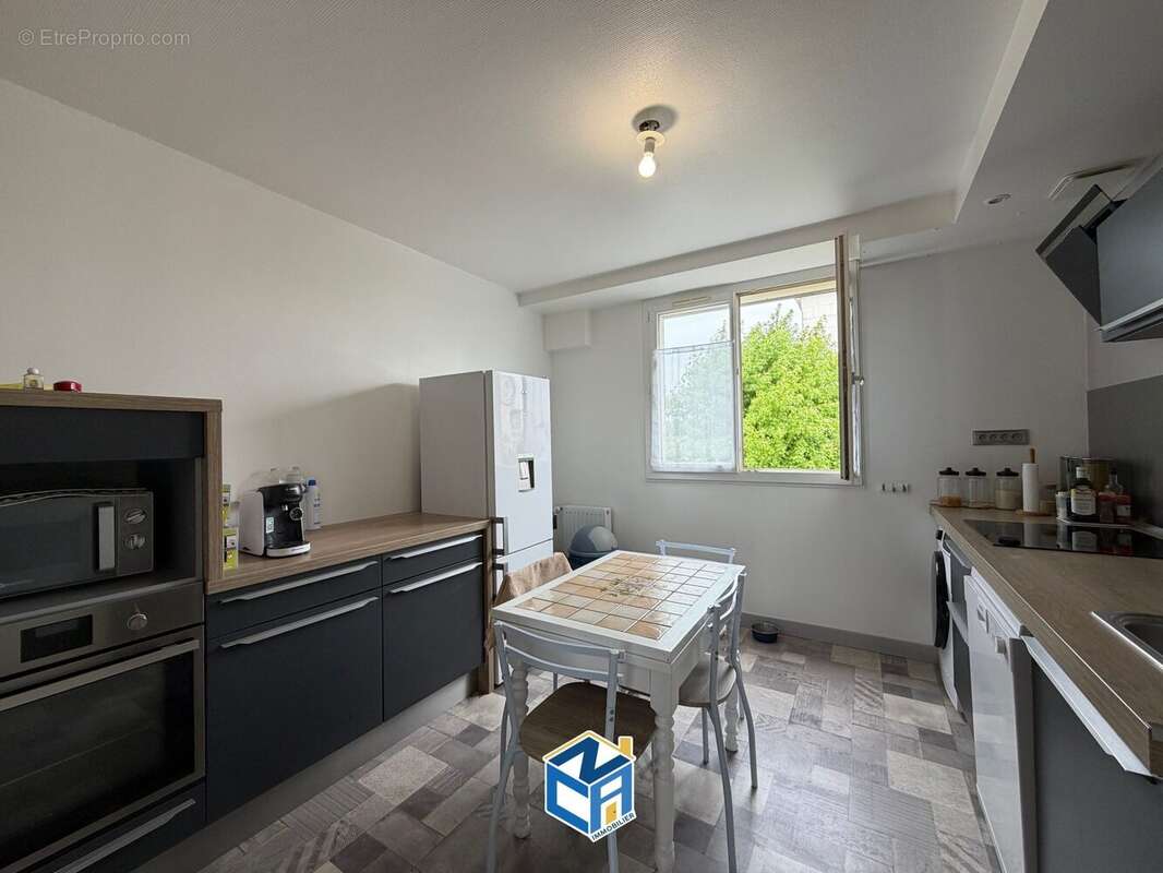Appartement à SAINT-PIERRE-DES-CORPS