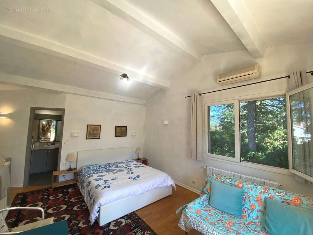 Maison à ROMANS-SUR-ISERE