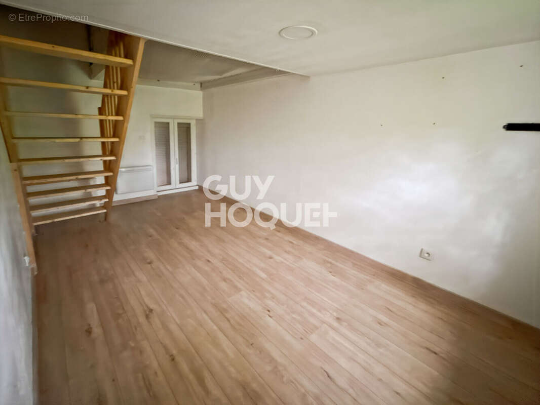 Maison à FONTENAY-TRESIGNY