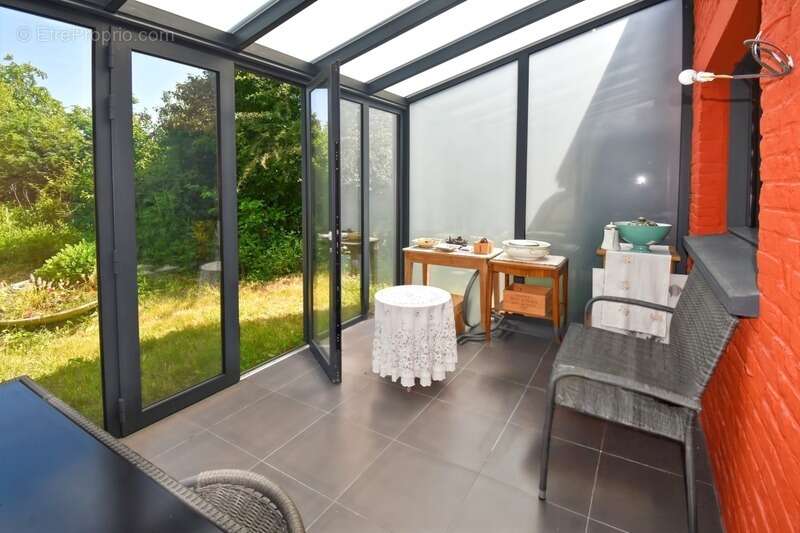 Maison à FACHES-THUMESNIL