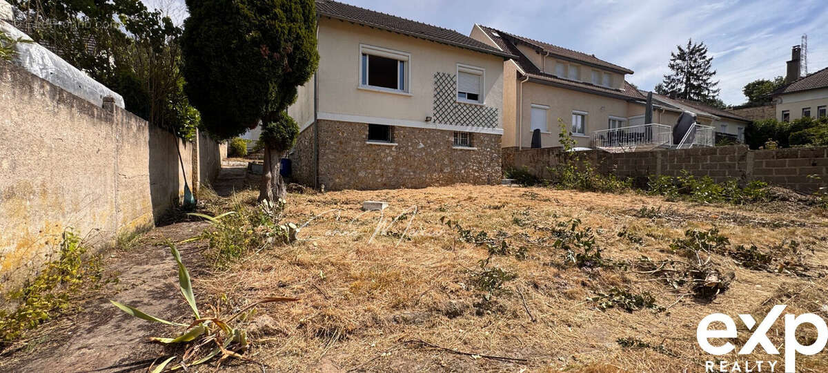 Maison 85 m² à Elancourt  - photo 3