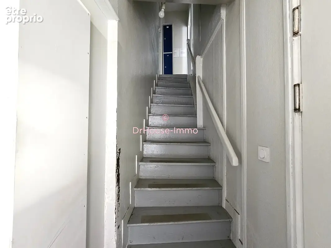 Commerce 165 m² à vendre à Saint-Savin (86310) - photo 16