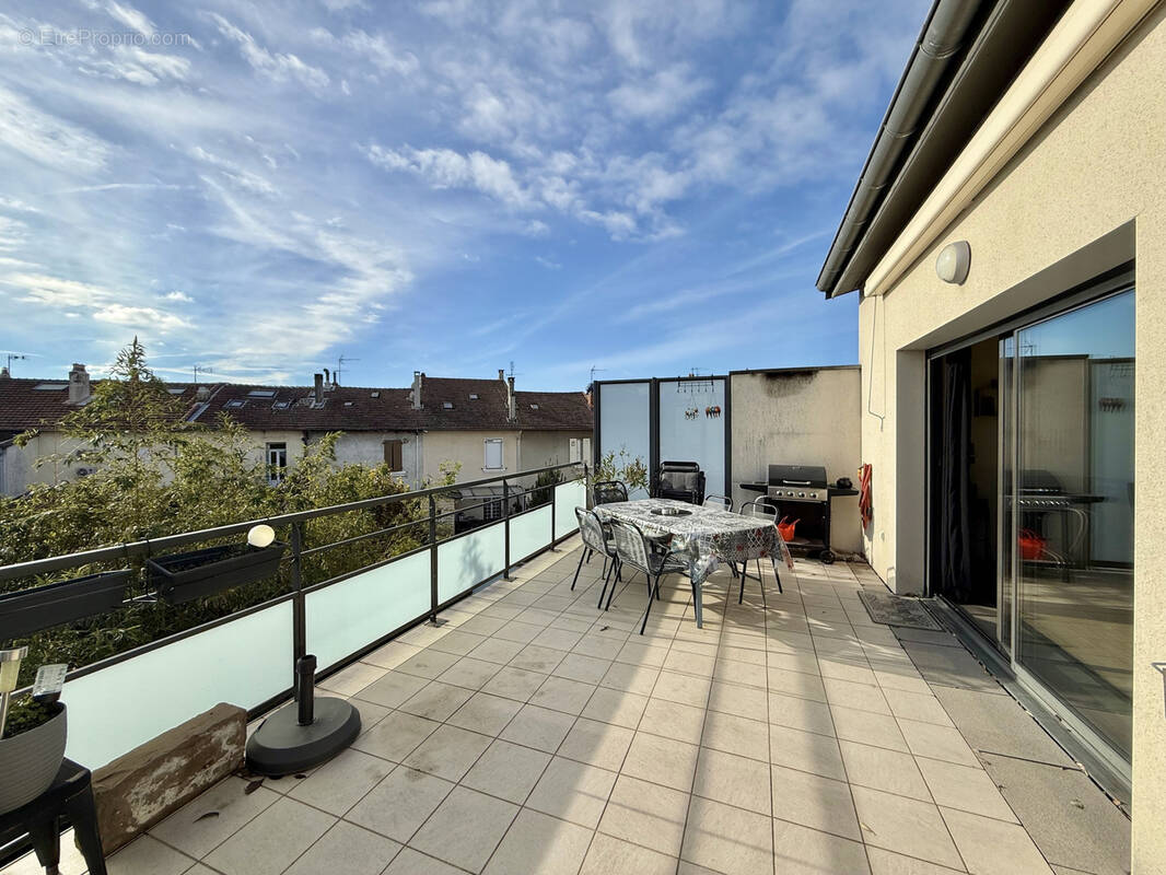 Appartement à BOURG-LES-VALENCE