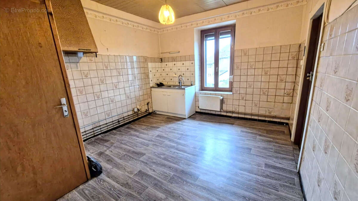 Appartement à ROVILLE-DEVANT-BAYON