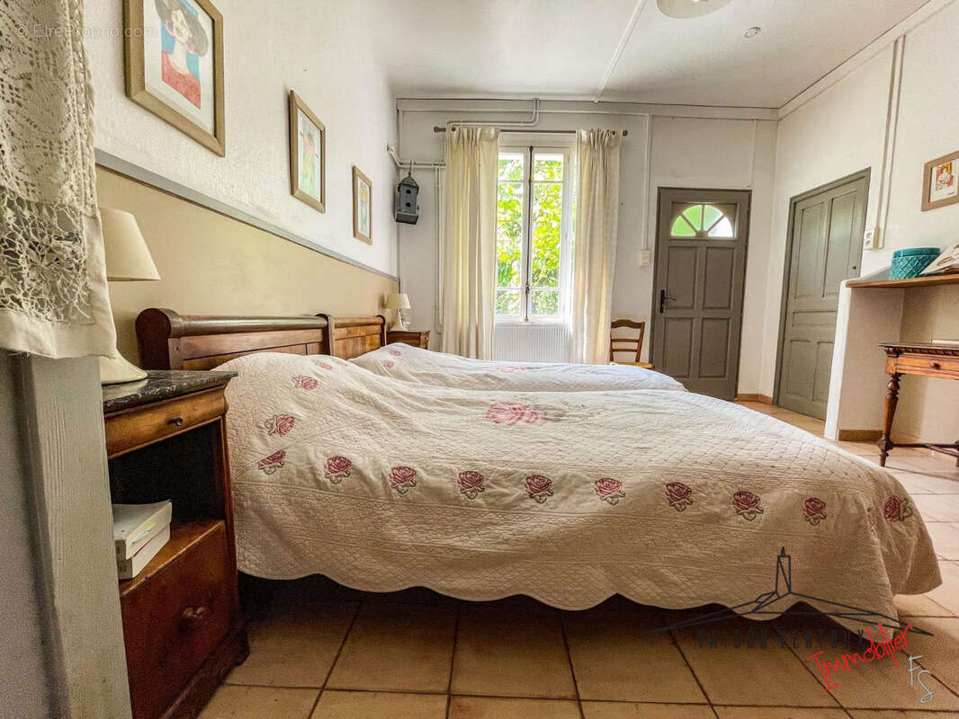 Maison à ROCHEGUDE