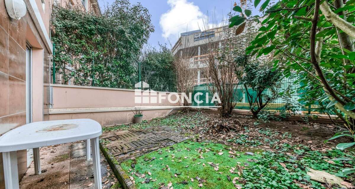 Appartement à CRAPONNE