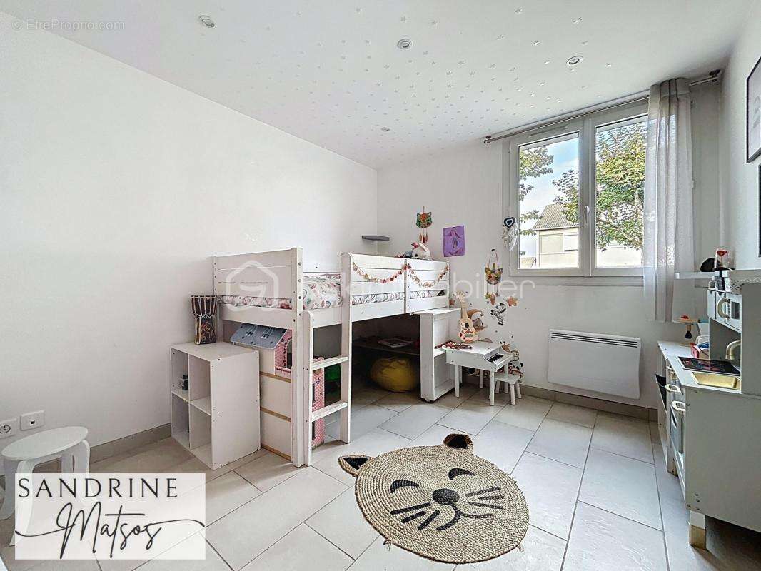 Appartement à CHARVIEU-CHAVAGNEUX