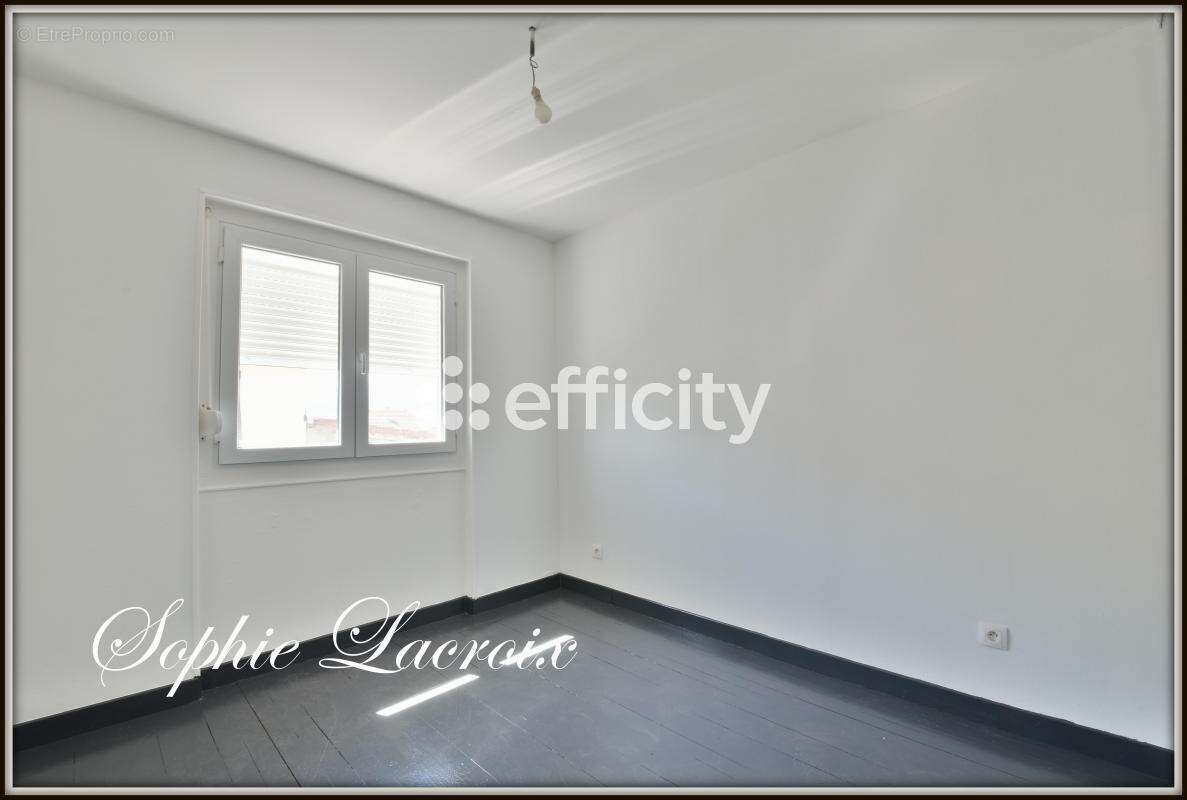 Maison à LE PEAGE-DE-ROUSSILLON