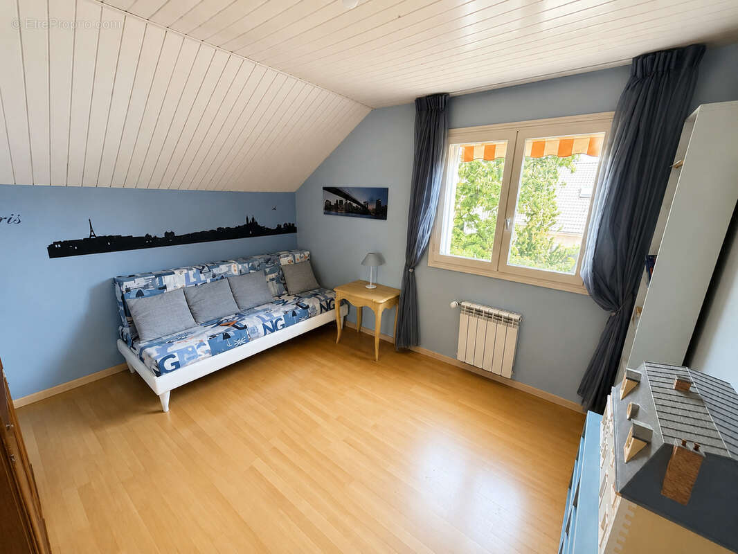 Maison à AMBILLY