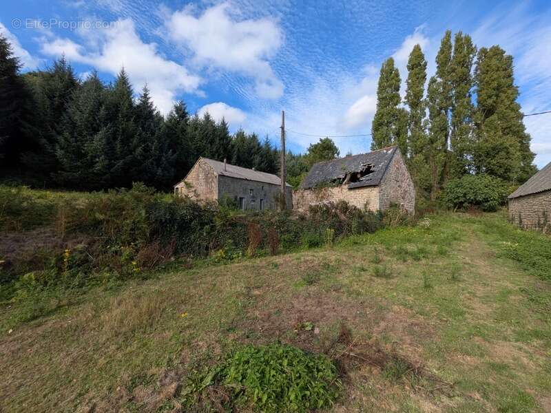 Maison à SEGLIEN