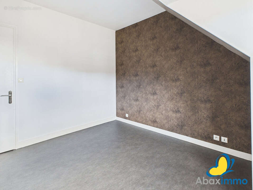 Appartement à FALAISE