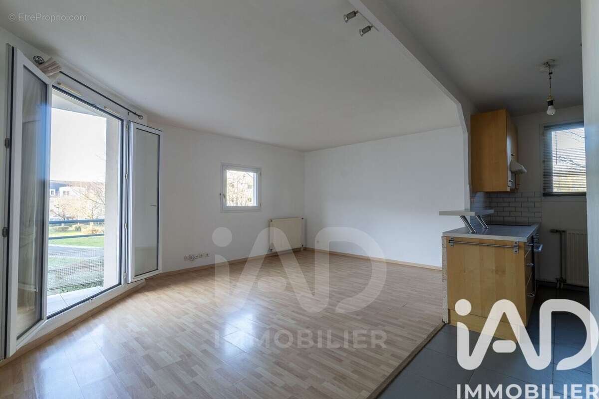 Photo 3 - Appartement à JOUY-LE-MOUTIER
