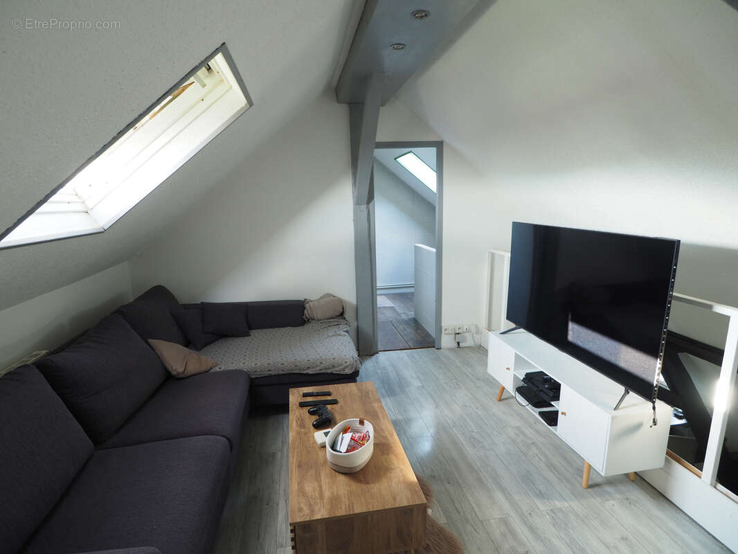 Appartement à ROUGEGOUTTE